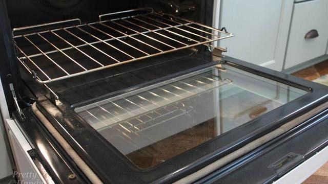What took place once I tried a cleansing hack on our oven door