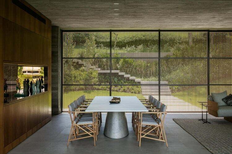 Accordion Doors And Windows: Opening Façades To The Outside