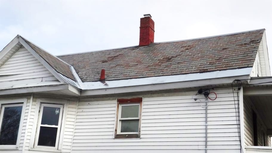 Thousands of recent roofs failing inspections