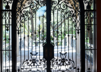 Exceptional Qualities of Iron Door