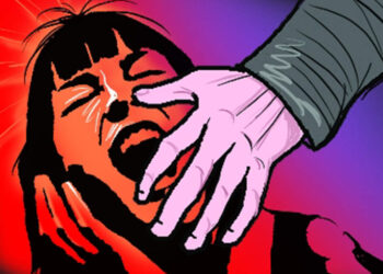 Three cops booked for threatening a guy with the rape case